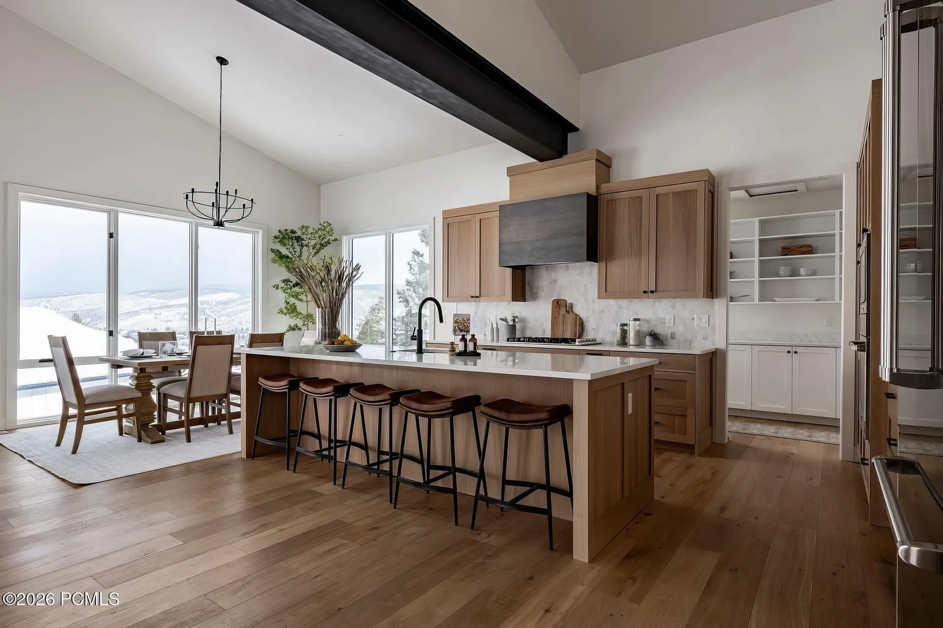 Discovery Ridge view-oriented dining room